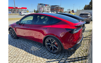tesla-model-y - 2