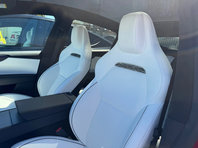 Tesla Model Y PERFOMANCE - 2026 - автомобили, коли, обяви за нови и употребявани 7