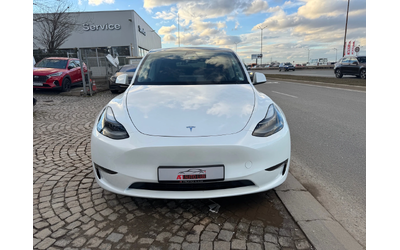 tesla-model-y - 1