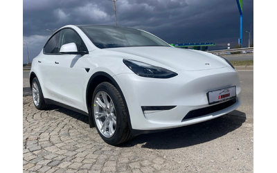 tesla-model-y - 5