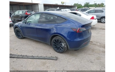 tesla-model-y - 2