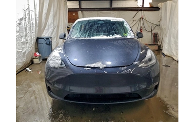 tesla-model-y - 4