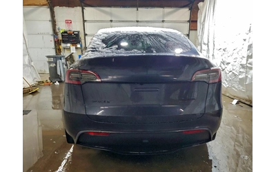 tesla-model-y - 5