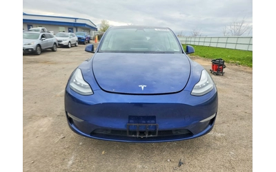 tesla-model-y - 4