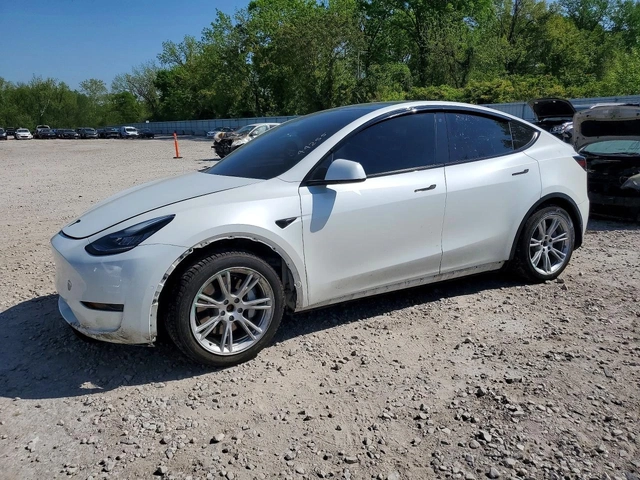 Tesla Model Y DUAL MOTOR LONG RANGE AWD ТЕРМОПОМПА* - автомобили, коли, обяви за нови и употребявани 1