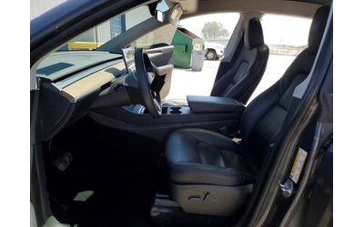 Tesla Model Y DUAL MOTOR LONG RANGE AWD ТЕРМОПОМПА* - автомобили, коли, обяви за нови и употребявани 6