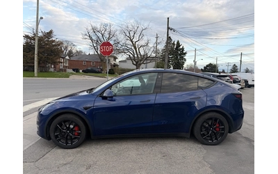tesla-model-y - 3