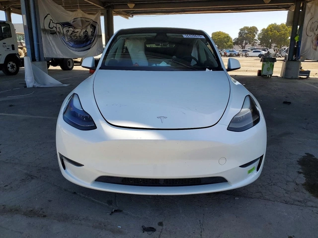 Tesla Model Y AWD* DUAL* MOTOR* КОЖА* ПОДГРЕВ* 360* КАМЕРА* - автомобили, коли, обяви за нови и употребявани 1