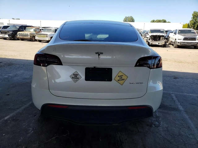 Tesla Model Y AWD* DUAL* MOTOR* КОЖА* ПОДГРЕВ* 360* КАМЕРА* - автомобили, коли, обяви за нови и употребявани 5