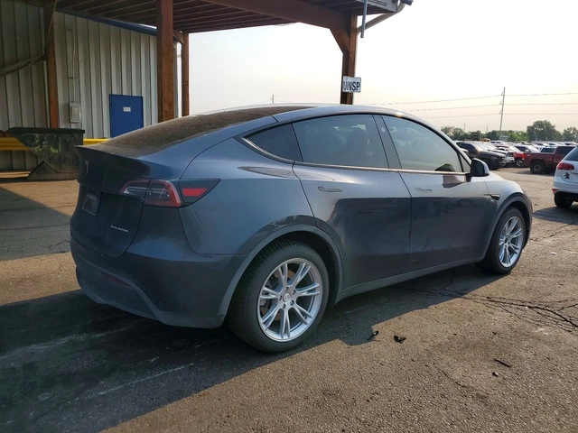 Tesla Model Y LONG RANGE* DUAL MOTOR* КОЖА* ПОДГРЕВ* ПАНО* - автомобили, коли, обяви за нови и употребявани 3