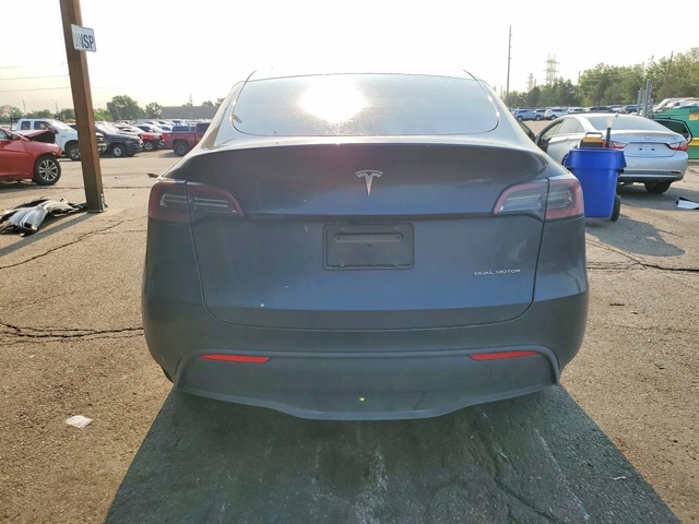 Tesla Model Y LONG RANGE* DUAL MOTOR* КОЖА* ПОДГРЕВ* ПАНО* - автомобили, коли, обяви за нови и употребявани 5