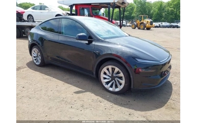 tesla-model-y - 0