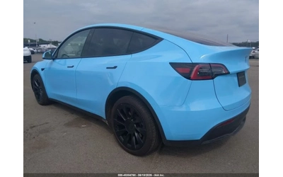 tesla-model-y - 3