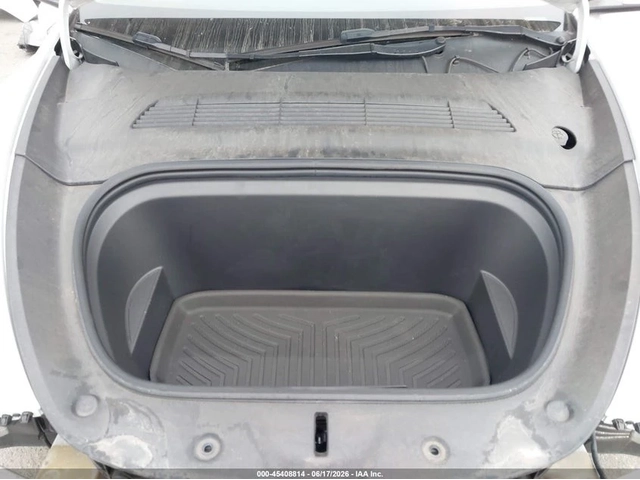 Tesla Model Y * LONG RANGE* DUAL MOTOR ALL-WHE* KEYLESS* Camera* - автомобили, коли, обяви за нови и употребявани 8