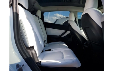 Tesla Model Y Long Range Dual Motor AWD - автомобили, коли, обяви за нови и употребявани 8