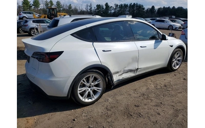 tesla-model-y - 2