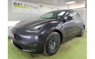 tesla-model-y - 0