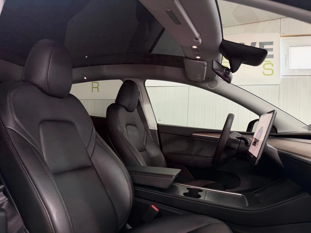 Tesla Model Y 2024 * 23 148km* Dual Motor * Long Range* - автомобили, коли, обяви за нови и употребявани 12