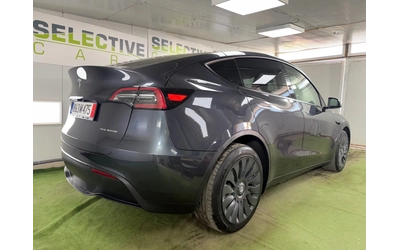 tesla-model-y - 5