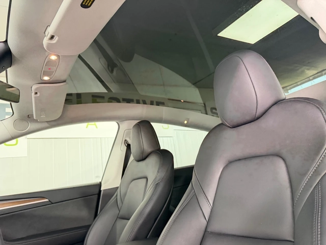 Tesla Model Y 2024 * 23 148km* Dual Motor * Long Range* - автомобили, коли, обяви за нови и употребявани 7
