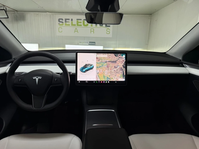 Tesla Model Y LONG RANGE* DUAL MOTOR* 2025* 19000km* - автомобили, коли, обяви за нови и употребявани 9