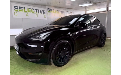 tesla-model-y - 0