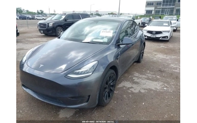 tesla-model-y - 2