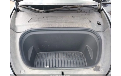 Tesla Model Y [НОЩЕН ТЪРГ: 31/07/2026] Standard Range RWD - автомобили, коли, обяви за нови и употребявани 9