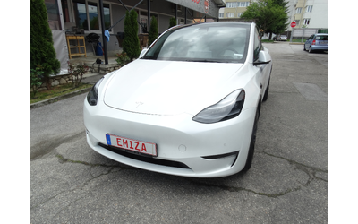 tesla-model-y-duai-motor-4x4 - 1