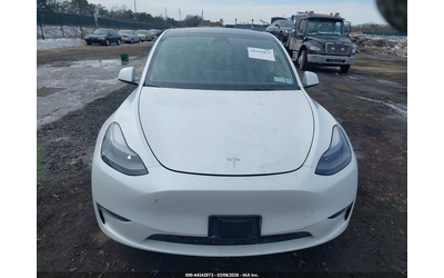 Tesla Model Y ELECTRIC All Wheel Drive - автомобили, коли, обяви за нови и употребявани 11