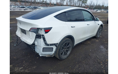 tesla-model-y-electric-all-wheel-drive - 3