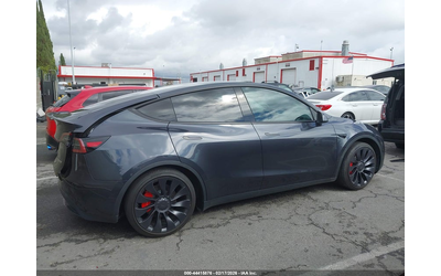 Tesla Model Y ELECTRIC All Wheel Drive - автомобили, коли, обяви за нови и употребявани 12