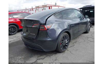 tesla-model-y-electric-all-wheel-drive - 3