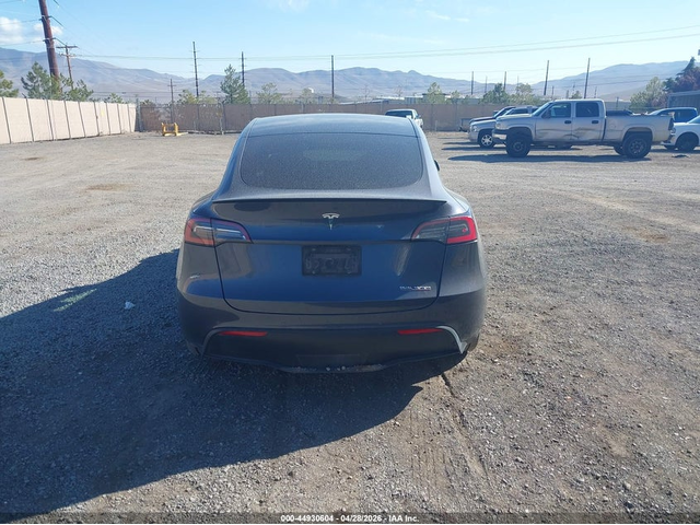 Tesla Model Y ELECTRIC All Wheel Drive - автомобили, коли, обяви за нови и употребявани 15