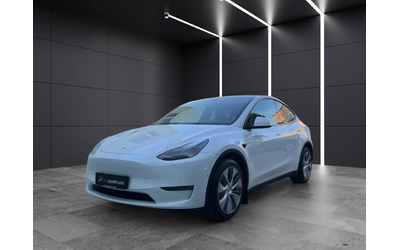 tesla-model-y-long-range-dual-awd - 1