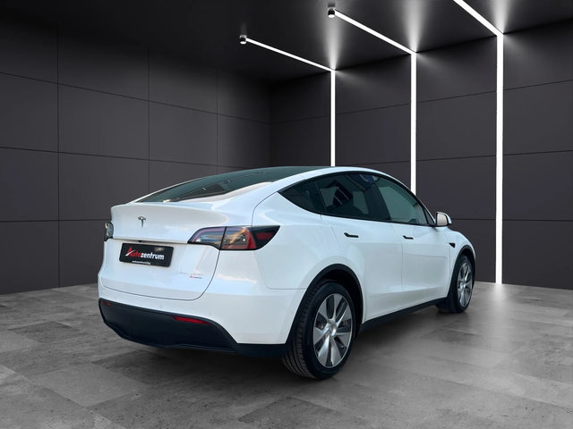 Tesla Model Y Long Range Dual AWD - автомобили, коли, обяви за нови и употребявани 2
