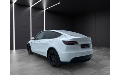 tesla-model-y-long-range-dual-awd - 3