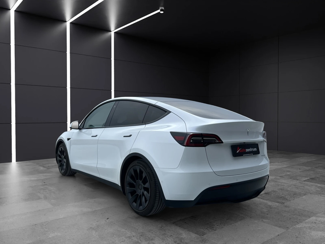 Tesla Model Y Long Range Dual AWD - автомобили, коли, обяви за нови и употребявани 3