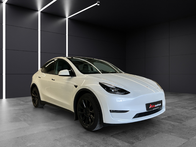 Tesla Model Y Long Range Dual AWD - автомобили, коли, обяви за нови и употребявани 0