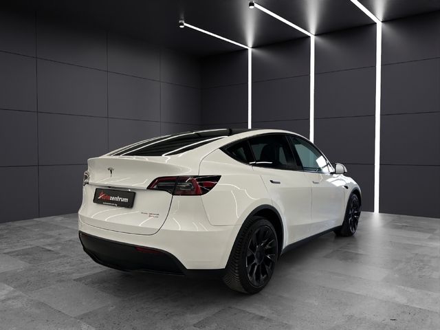 Tesla Model Y Long Range Dual AWD - автомобили, коли, обяви за нови и употребявани 2