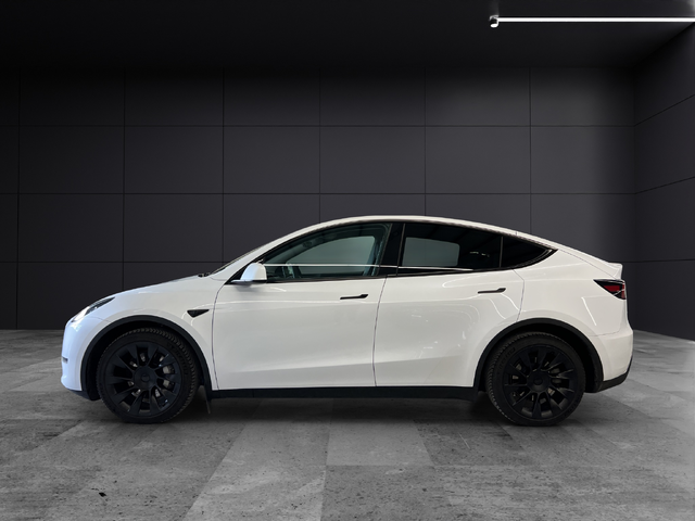 Tesla Model Y Long Range Dual AWD - автомобили, коли, обяви за нови и употребявани 7