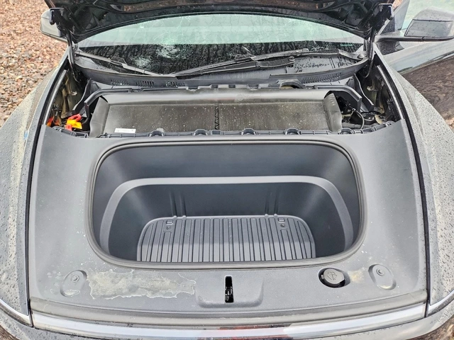 Tesla Y Juniper LONG RANGE RWD - автомобили, коли, обяви за нови и употребявани 10