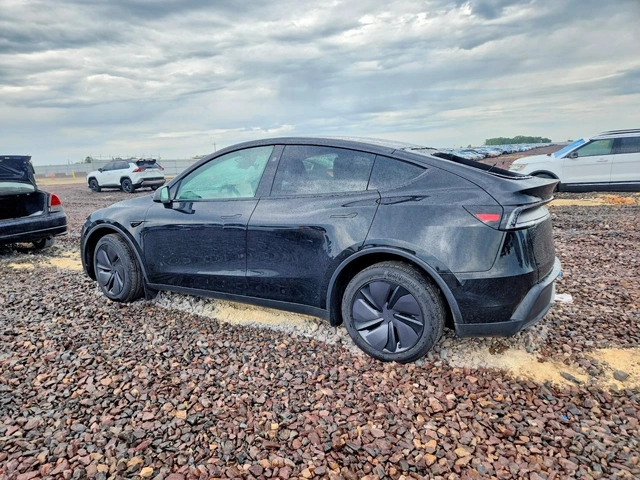 Tesla Y Juniper LONG RANGE RWD - автомобили, коли, обяви за нови и употребявани 1
