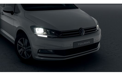 VW Touran Touran Highline 1.5 TSI OPF DSG - автомобили, коли, обяви за нови и употребявани 6