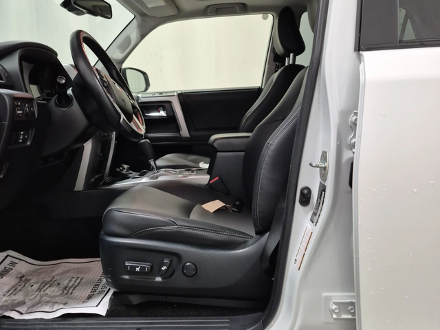 Toyota 4runner SR5 Premium 4WD - автомобили, коли, обяви за нови и употребявани 4