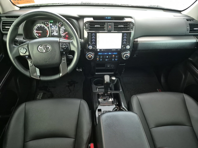 Toyota 4runner TRD Pro 4WD - автомобили, коли, обяви за нови и употребявани 8