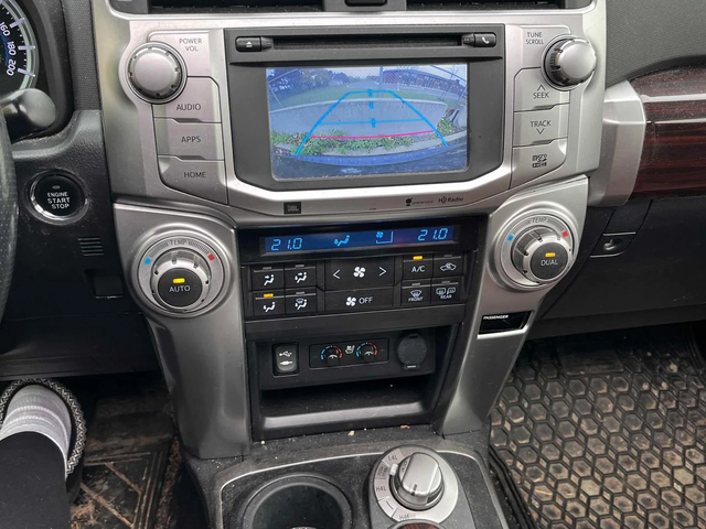 Toyota 4runner SR5* Пано* Камера* Клип на мотор - автомобили, коли, обяви за нови и употребявани 8