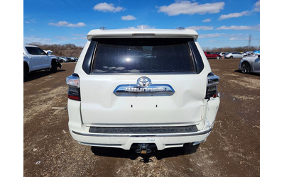 toyota-4runner-4-0l-6-rear-wheel-drive - 5