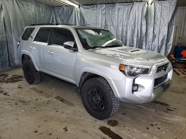 Toyota 4runner 4.0L 6 Rear Wheel Drive w/4x4 - автомобили, коли, обяви за нови и употребявани 3