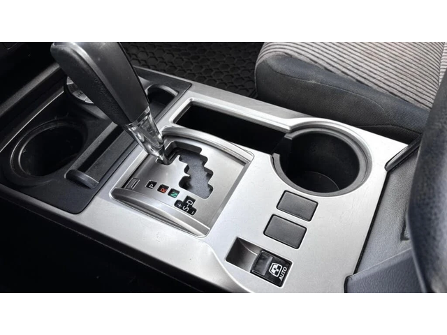 Toyota 4runner 4.0* V6* ПОДГРЕВ* КАМЕРА* КЕЙЛЕС* - автомобили, коли, обяви за нови и употребявани 12